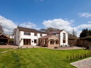 6 Bedroom Country Cottage in Forest of Dean, Gloucestershire, England